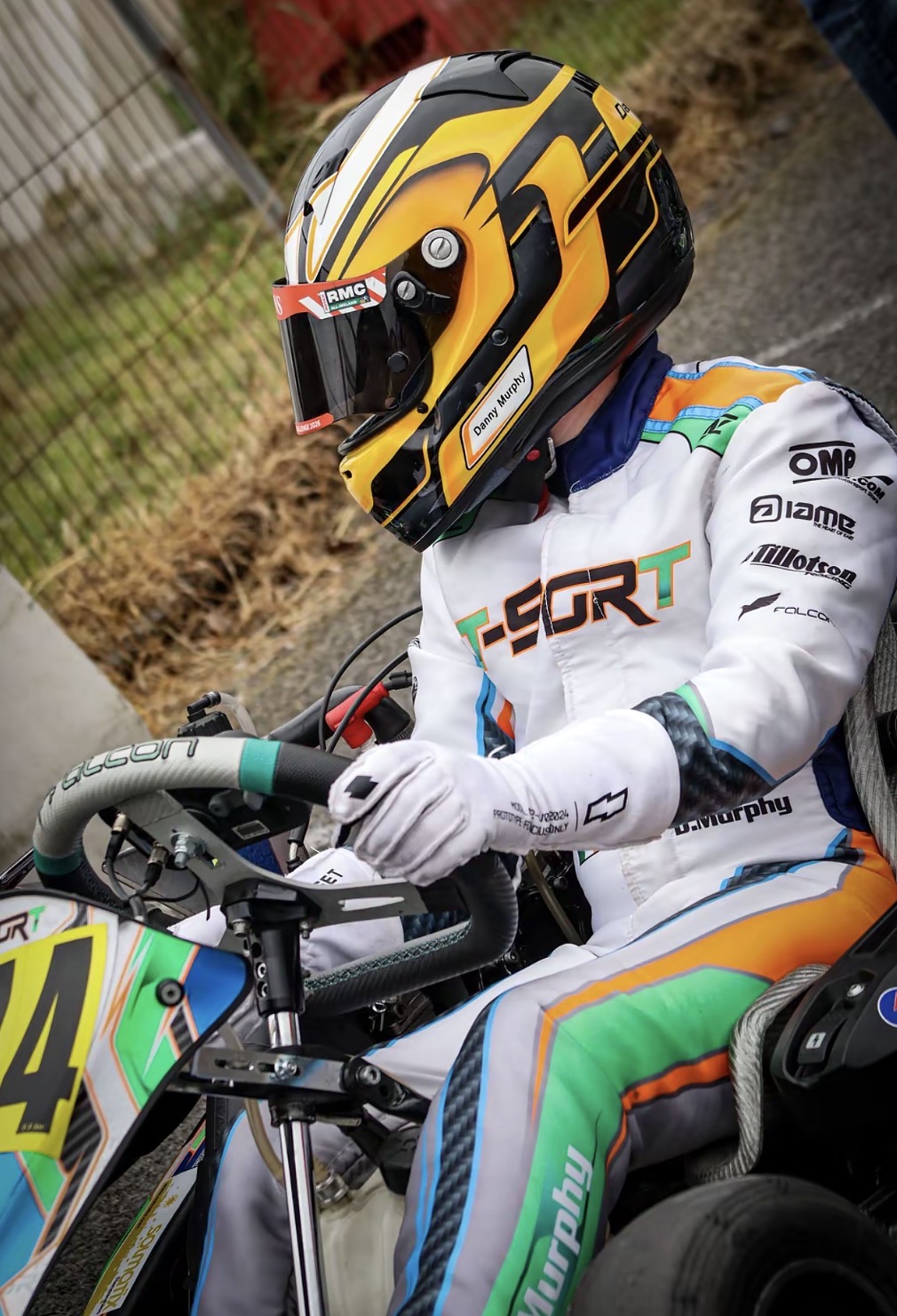 Danny Murphy preparing to race